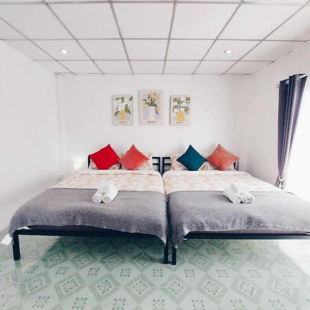 Hello Sunshine Hostel Phra Nakhon Si Ayutthaya Exterior photo